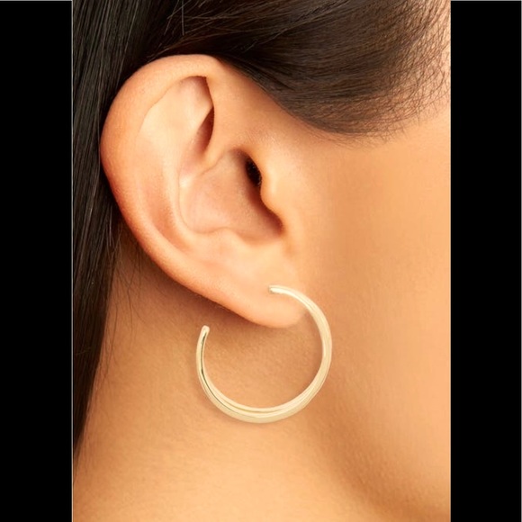 Kendra Scott Zorte Split Hoop Earrings - Picture 2 of 4